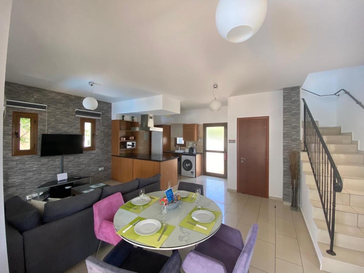 Villa Angel - Exotic Villa 200M From Beach Paralimni Luaran gambar